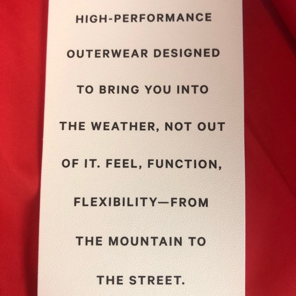 NWT Lululemon Rain Rebel Jacket Carnation Szs 0-8 - Picture 8 of 13